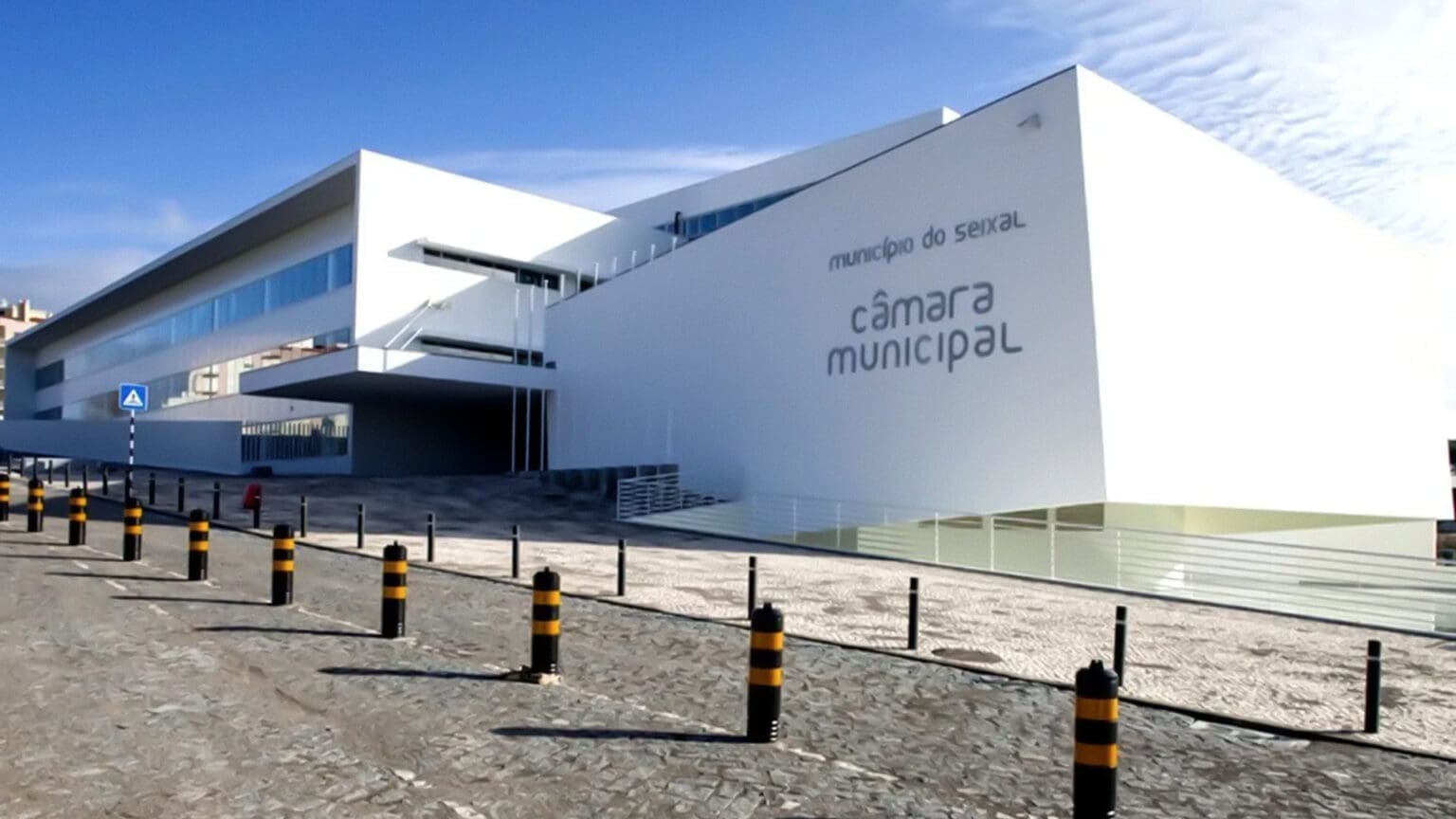 Autarquia do Seixal Apoia Coletividades e Instituições Locais 1 Autarquia do Seixal Apoia Coletividades e Instituições Locais