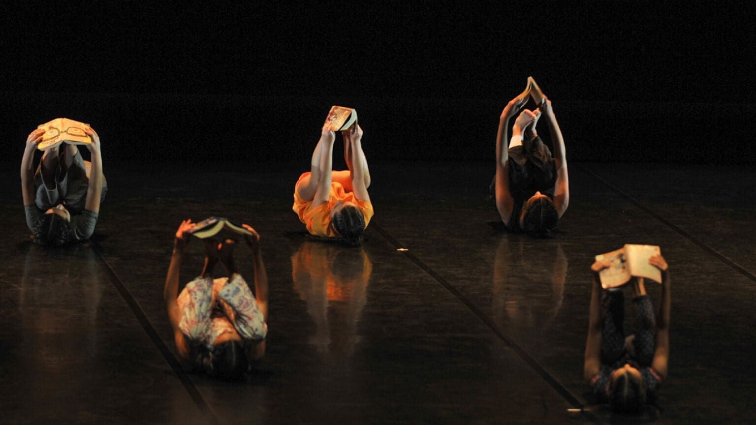 Espetáculo de Natal da Academia de Dança Contemporânea de Setúbal: Celebração da Dança Contemporânea