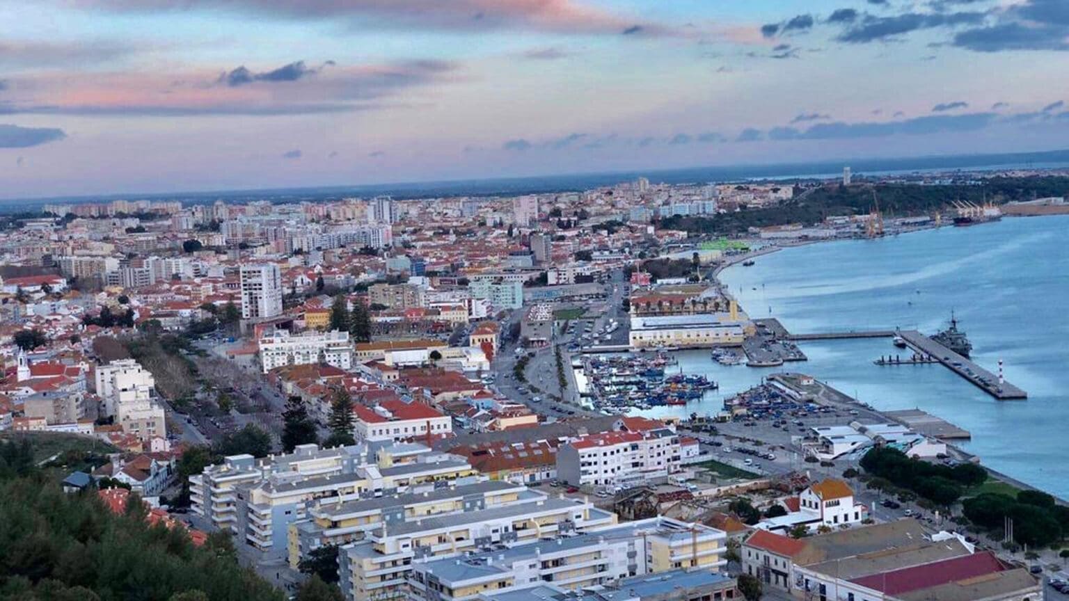 O IMI Mais Baixo da Península de Setúbal - Assembleia valida proposta da Câmara Municipal de Palmela 1 O IMI Mais Baixo da Península de Setúbal – Assembleia valida proposta da Câmara Municipal de Palmela