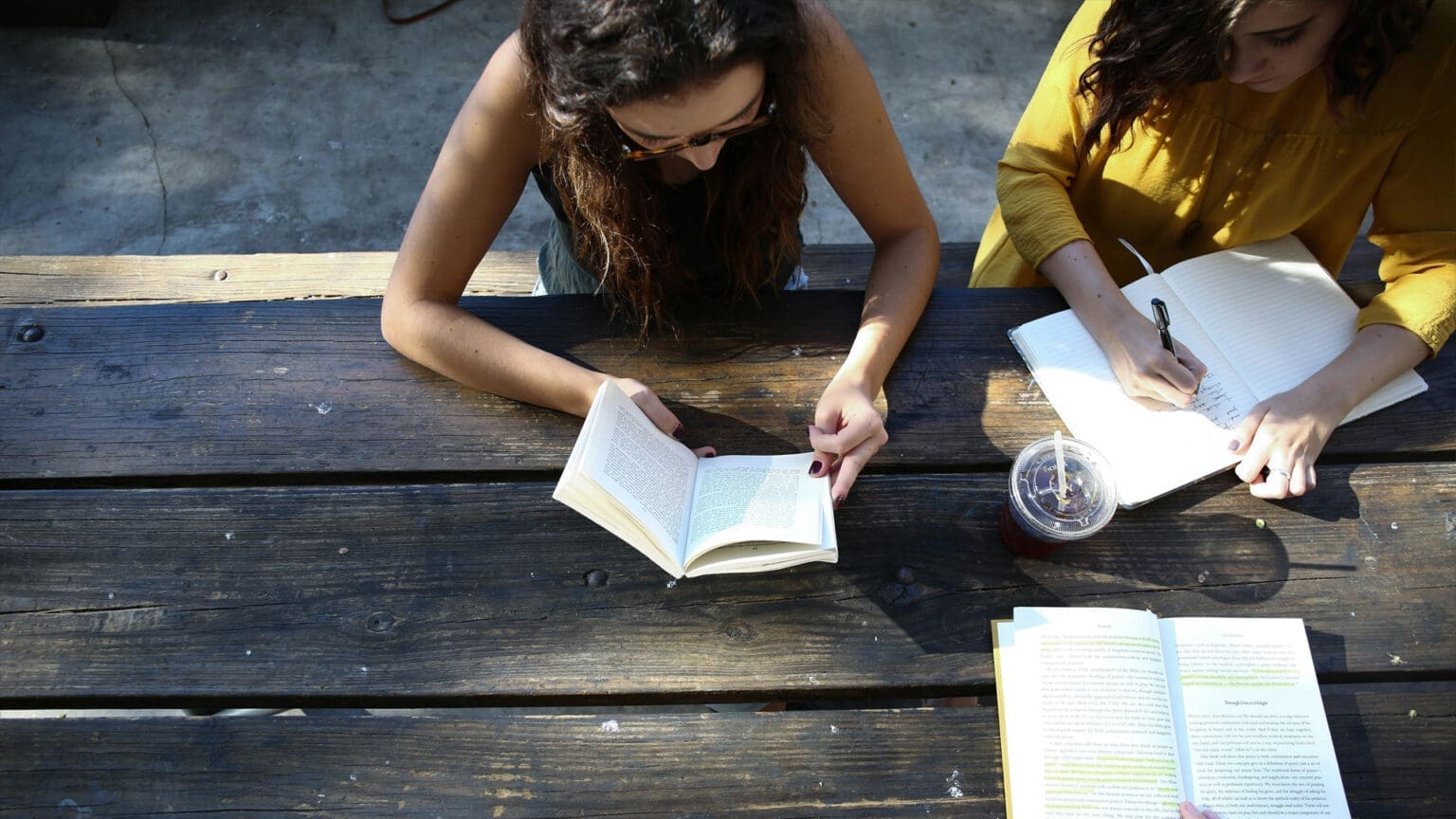 Bibliotecas Municipais de Palmela e de Pinhal Novo promovem "Maratona de Estudo" em época de exames 1 Bibliotecas Municipais de Palmela e de Pinhal Novo promovem “Maratona de Estudo” em época de exames