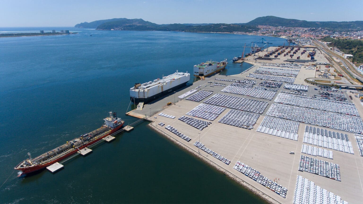 Porto de Setúbal: Um Hub Económico que Movimentou 6,3 Milhões de Mercadorias em 2023 1 Porto de Setúbal: Um Hub Económico que Movimentou 6,3 Milhões de Mercadorias em 2023