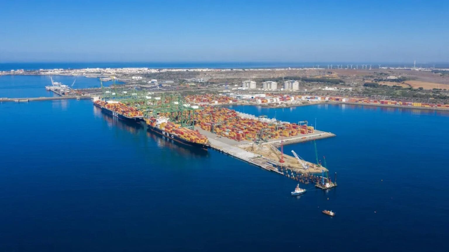 Investimento de quase 89 milhões de euros impulsiona portos de Sines e Sesimbra 1 Investimento de quase 89 milhões de euros impulsiona portos de Sines e Sesimbra