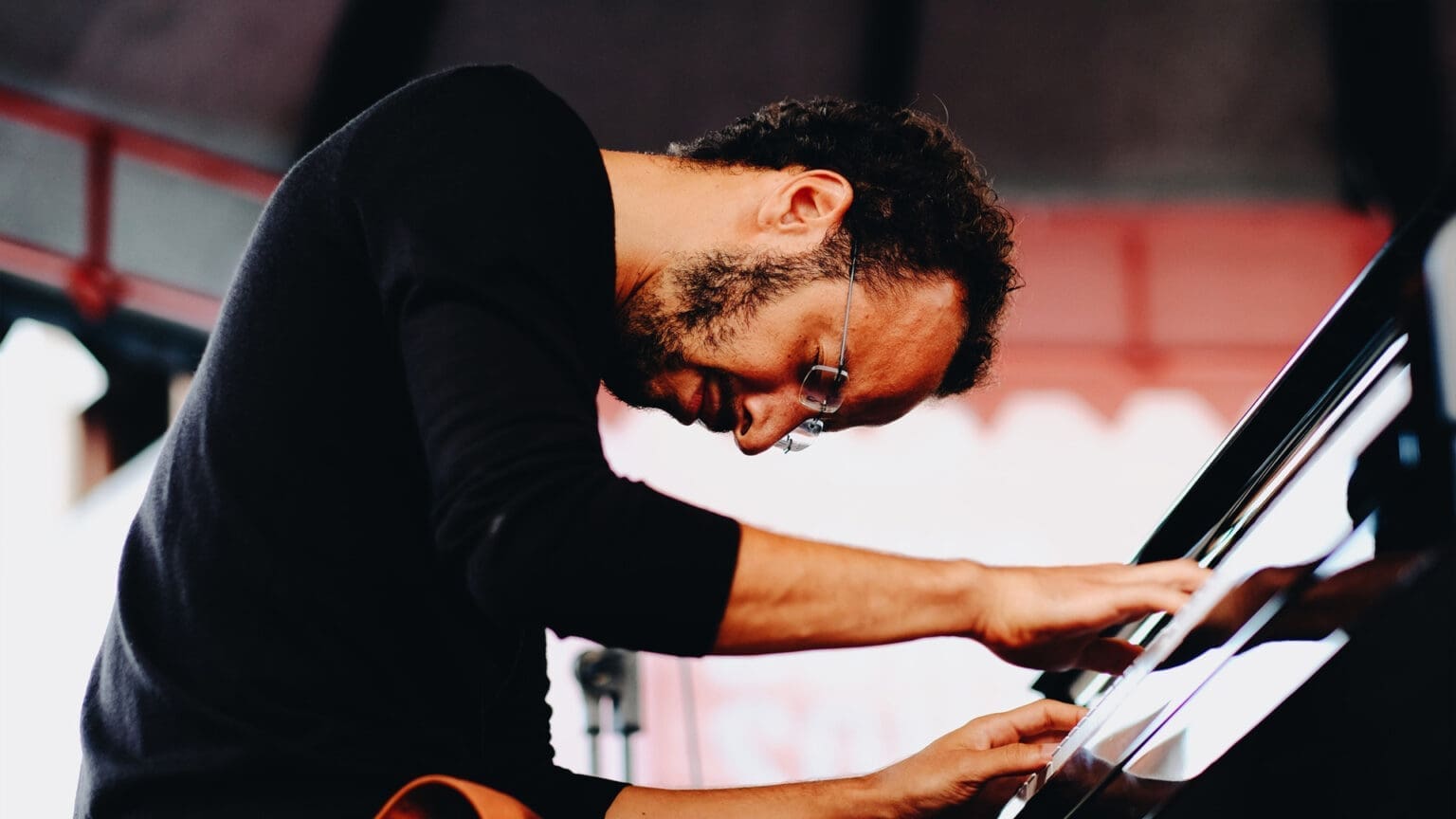 Júlio Resende apresenta novo trabalho em Palmela: “Fado Jazz - Filhos da Revolução” 1 Júlio Resende apresenta novo trabalho em Palmela: “Fado Jazz – Filhos da Revolução”