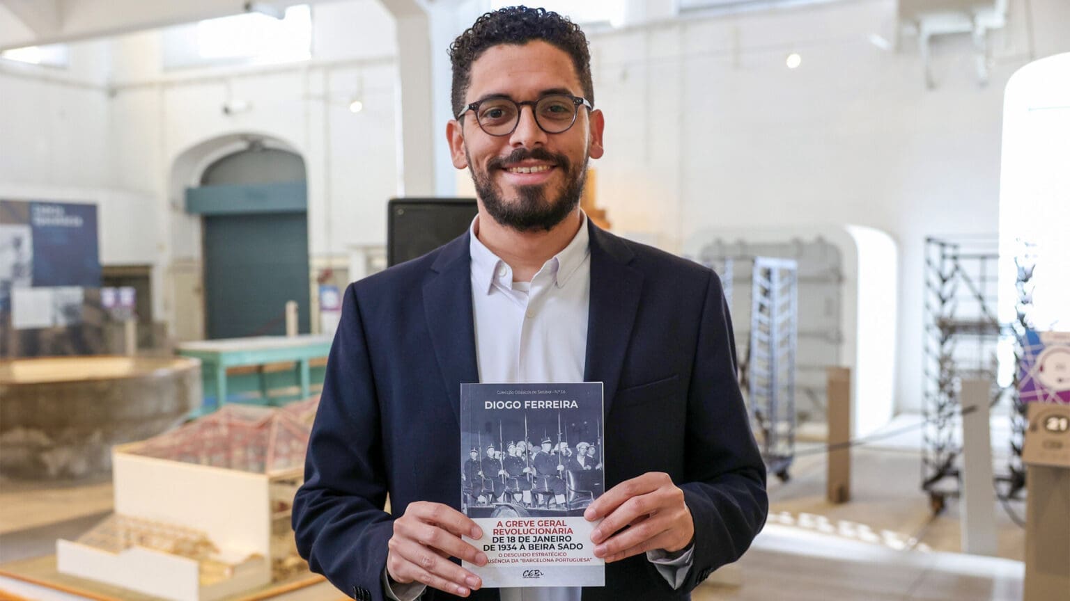 Livros de Diogo Ferreira Revelam a Repressão do Estado Novo a Dois Setubalenses 1 Livros de Diogo Ferreira Revelam a Repressão do Estado Novo a Dois Setubalenses