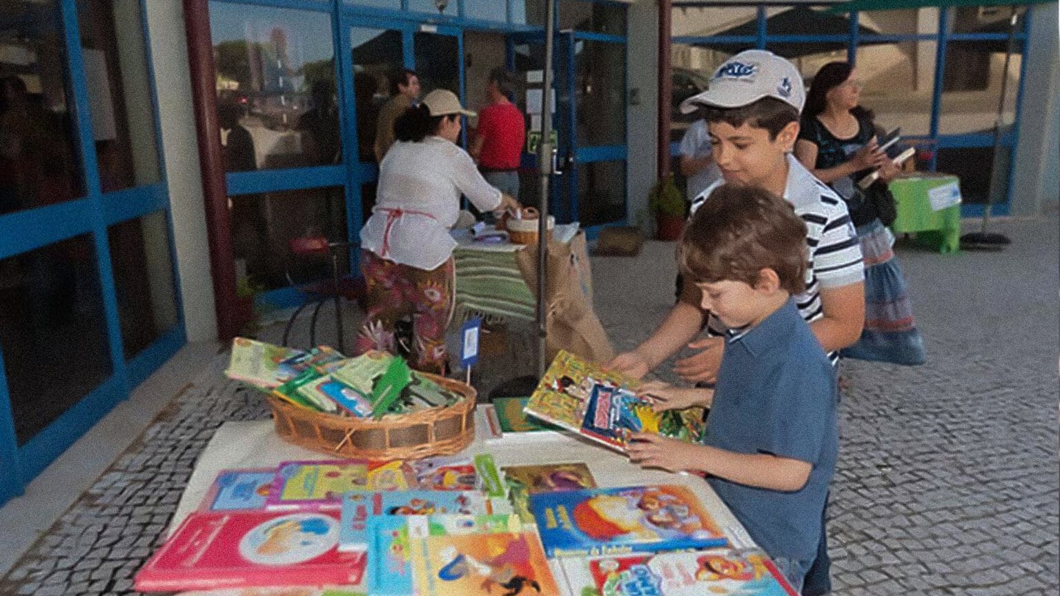 Reinventar a sua biblioteca pessoal no Mercado das Histórias