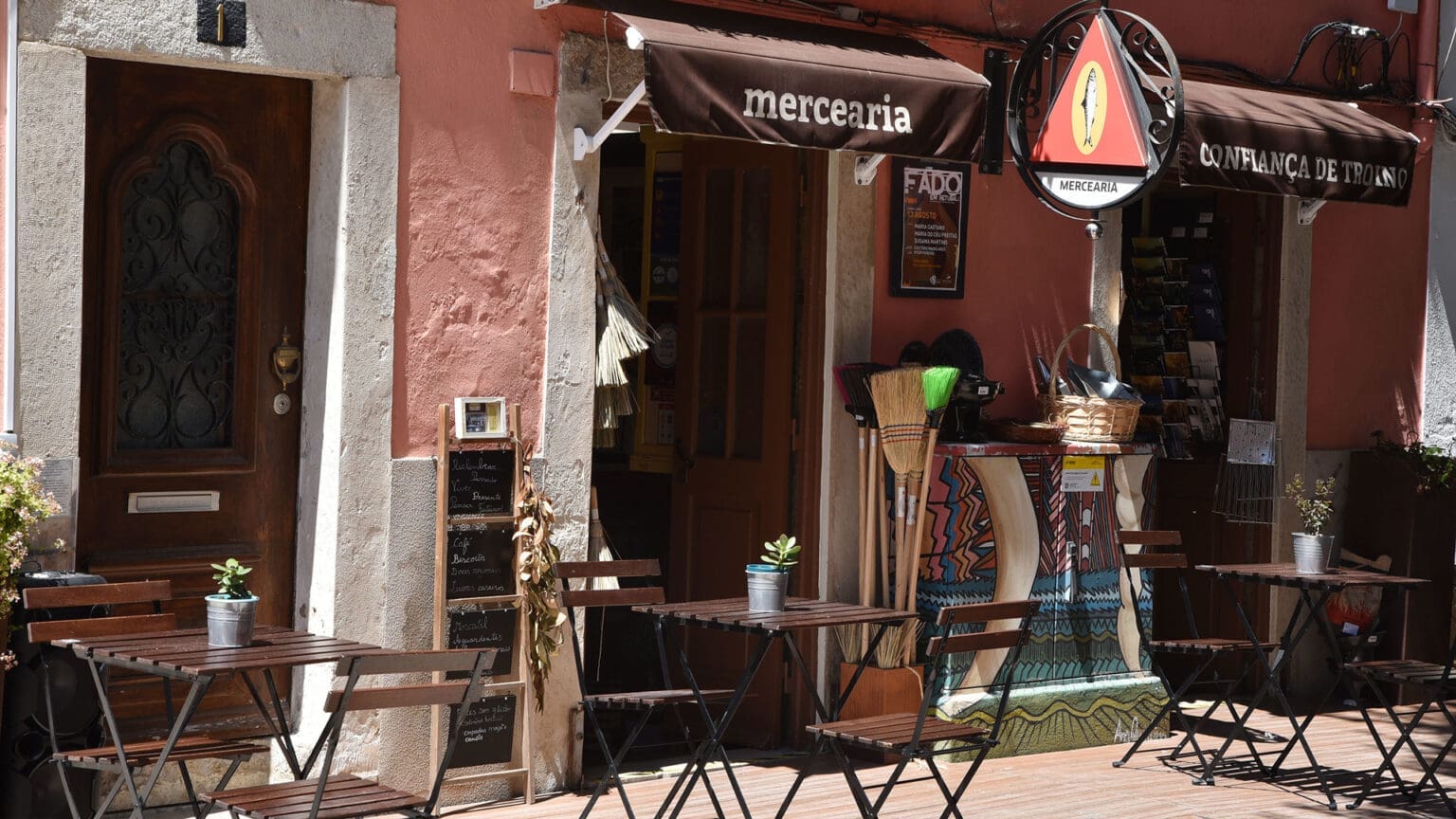 "A Mercearia vem à Baía" em Agosto e Setembro: Petiscos Regionais e Música Ao Vivo em Setúbal 1 “A Mercearia vem à Baía” em Agosto e Setembro: Petiscos Regionais e Música Ao Vivo em Setúbal