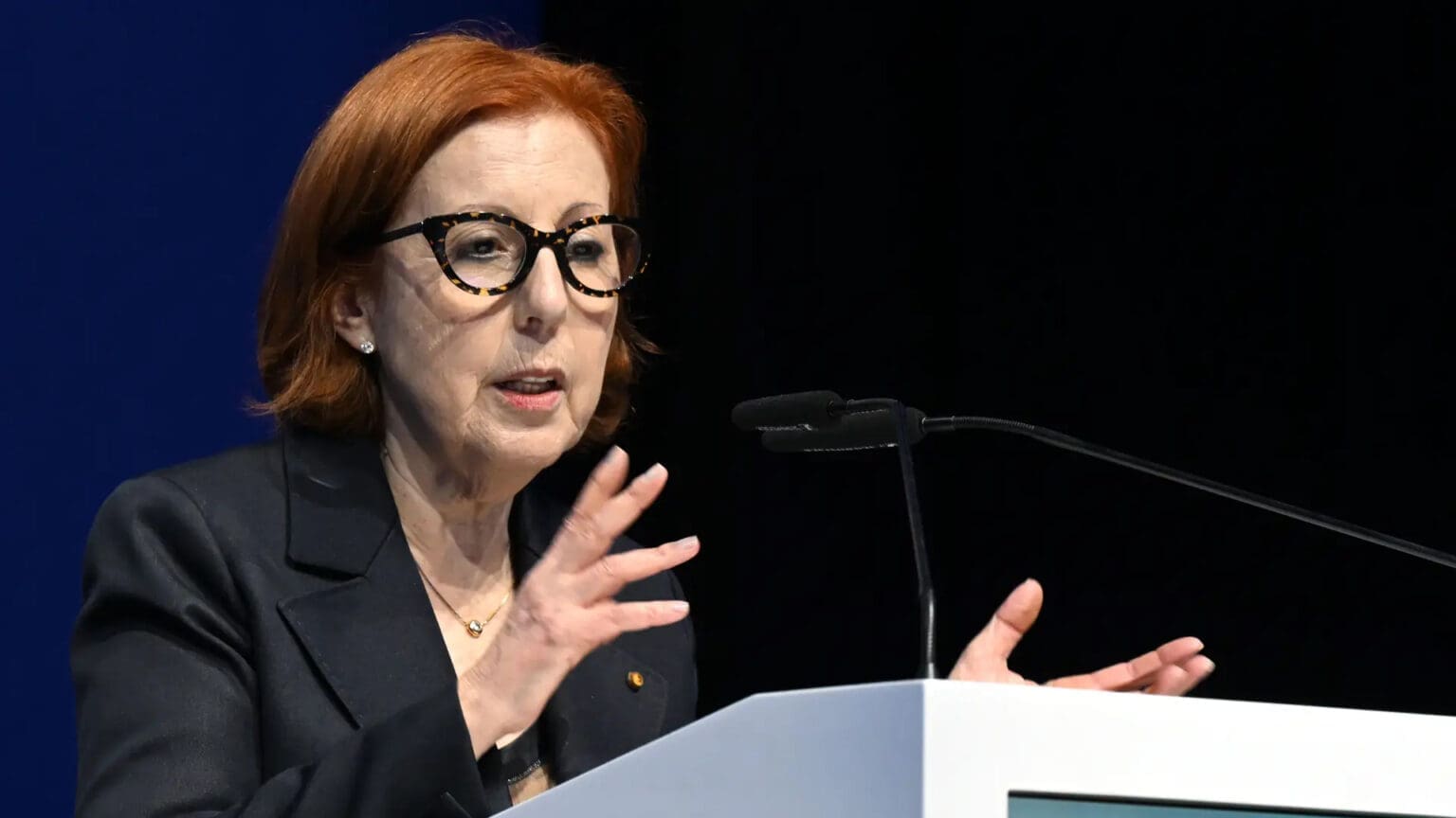 Ministra do Ambiente e Energia Anuncia Novos Investimentos Durante Visita às Praias de Melides, Arrábida e Caparica 1 Ministra do Ambiente e Energia Anuncia Novos Investimentos Durante Visita às Praias de Melides, Arrábida e Caparica