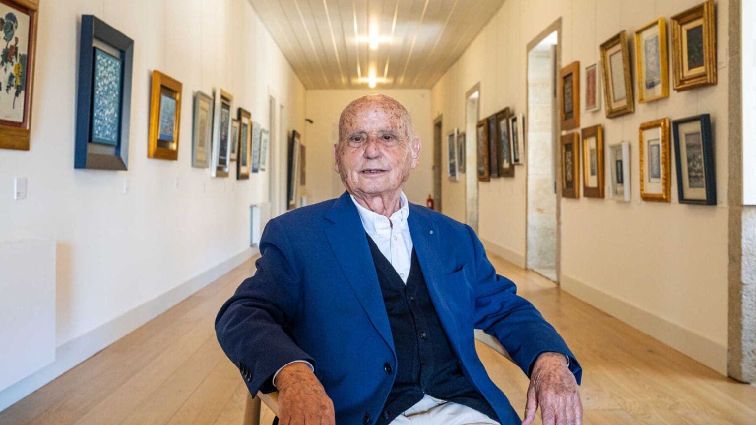 O Legado Artístico de Manuel Cargaleiro: Uma Doação Inestimável para o Município do Seixal 1 O Legado Artístico de Manuel Cargaleiro: Uma Doação Inestimável para o Município do Seixal