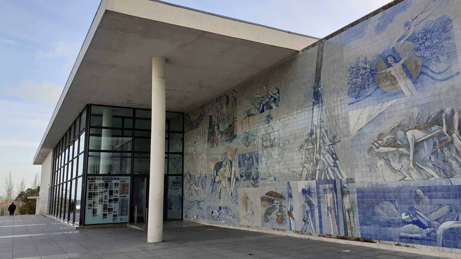 Descubra a leitura dramatúrgica em voz alta na Biblioteca de Almada