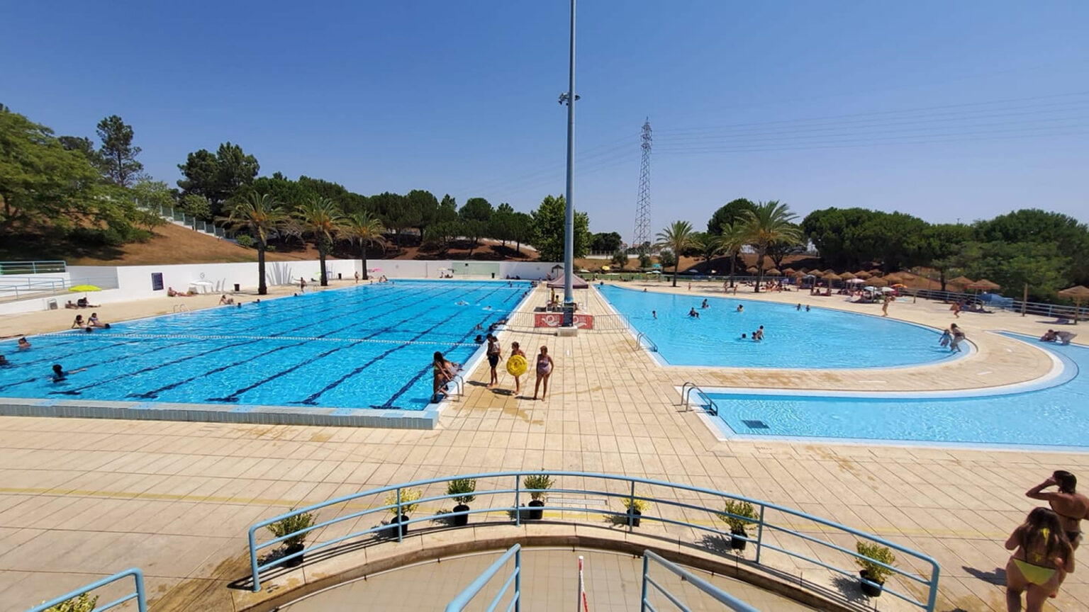 Está aberta a época balnear na Piscina Municipal das Manteigadas em Setúbal