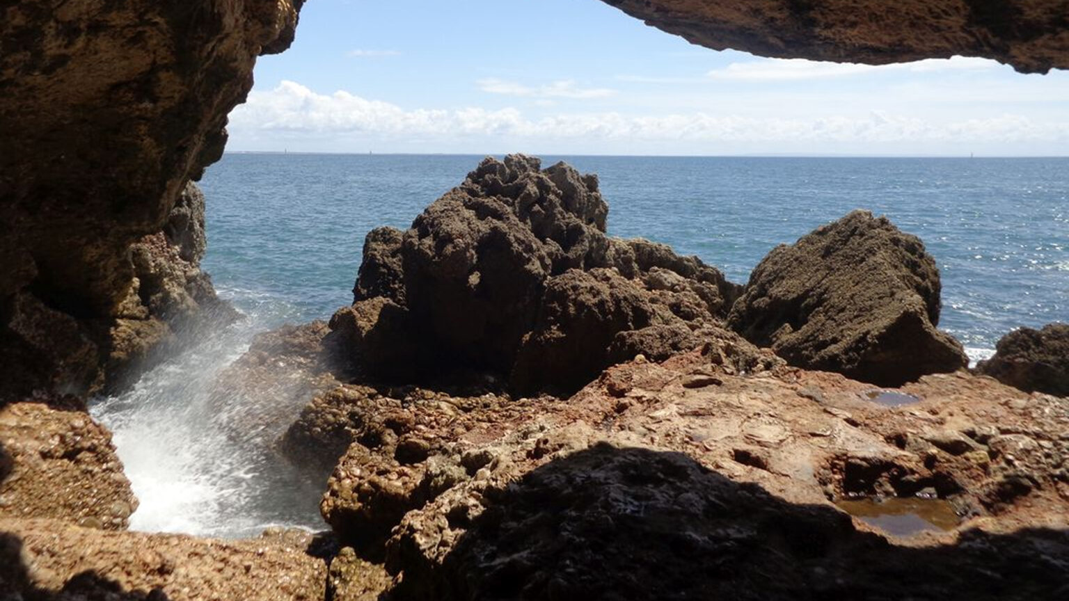 Conheça a nova caminhada misteriosa na Arrábida
