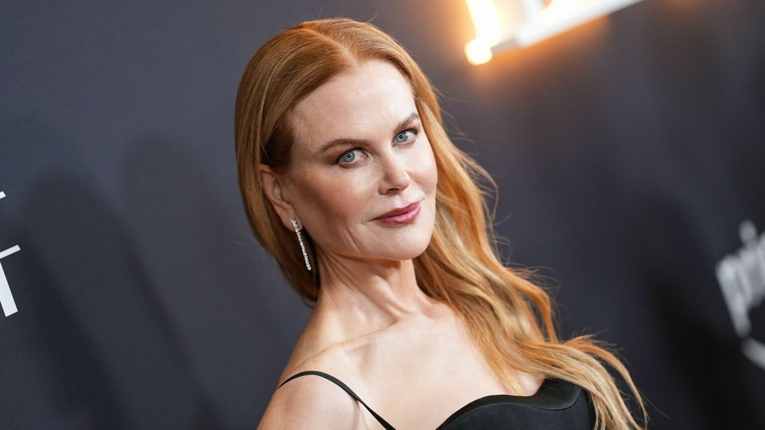 A Margem Sul está na moda: Nicole Kidman, Max Verstappen e Robbie Williams são os últimos a chegar 1 A Margem Sul está na moda: Nicole Kidman, Max Verstappen e Robbie Williams são os últimos a chegar