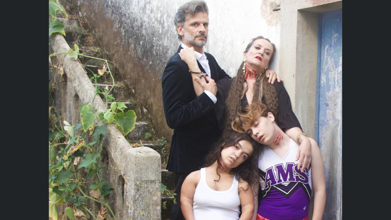 Veja a peça “Um Drama de Cozinha para um País Fascista” em Sines