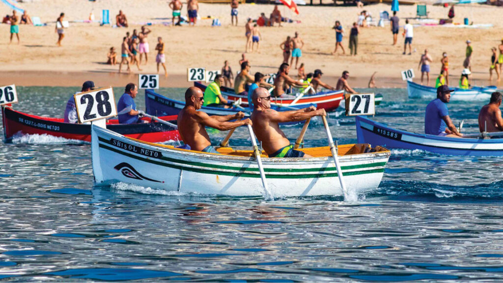 As Aiolas de Outubro: Sesimbra volta a remar pela tradição